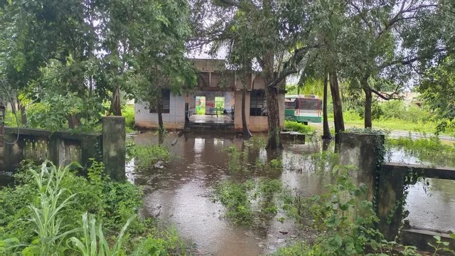 Poor Conditions at Nagayalanka Bus Station